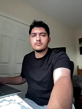 Snapshot of mixedcouplee69 chatting on 10-08-25, 07:39 mixedcouplee69 online show from 10-08-25, 07:39