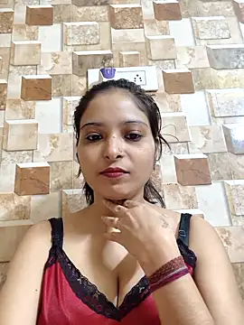 QUEEN-ADITI online show from 12-04-25, 03:54