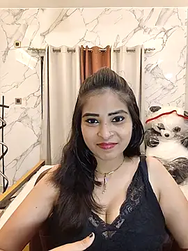 QUEEN-ADITI online show from 03-29-26, 05:46