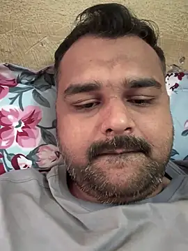 Snapshot of hahaha1319 chatting on 11-14-25, 05:06 hahaha1319 online show from 11-14-25, 05:06