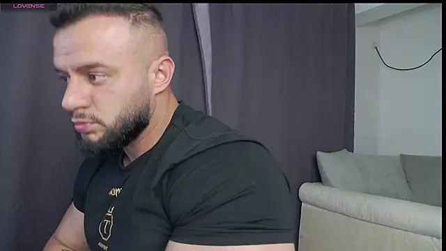 RickyMiami1 online show from 07-04-26, 06:03