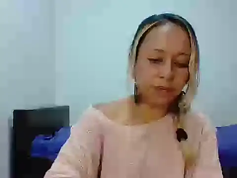 leah susman online show from 10-10-25, 02:21