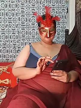 Snapshot of Tanisha-Chy chatting on 07-16-26, 06:14 Tanisha-Chy online show from 07-16-26, 06:14