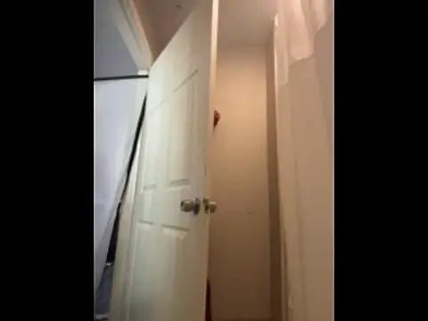 CinnaCakesss online show from 04-07-26, 11:48