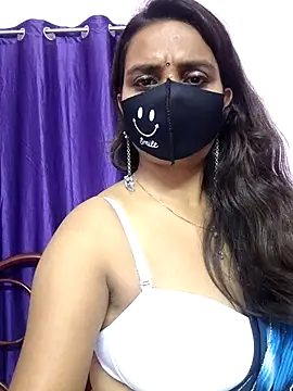 Snapshot of cutie_pei002 chatting on 12-14-25, 08:13 cutie pei002 online show from 12-14-25, 08:13