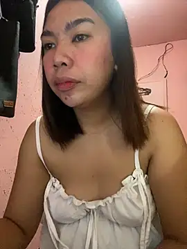 Snapshot of aniya_04 chatting on 09-28-25, 10:15 aniya 04 online show from 09-28-25, 10:15