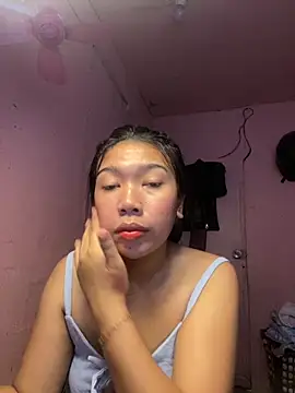 Snapshot of aniya_04 chatting on 10-14-25, 01:50 aniya 04 online show from 10-14-25, 01:50