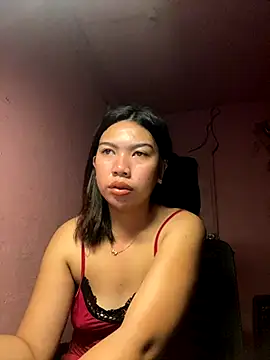 Snapshot of aniya_04 chatting on 10-25-25, 11:32 aniya 04 online show from 10-25-25, 11:32