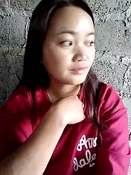 Snapshot of lusy-000 chatting on 10-19-25, 09:43 lusy-000 online show from 10-19-25, 09:43