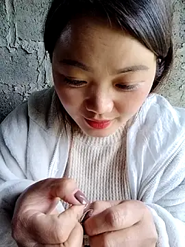 Snapshot of lusy-000 chatting on 10-26-25, 08:42 lusy-000 online show from 10-26-25, 08:42