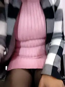 Snapshot of Rekha_89 chatting on 01-12-26, 03:34 Rekha 89 online show from 01-12-26, 03:34