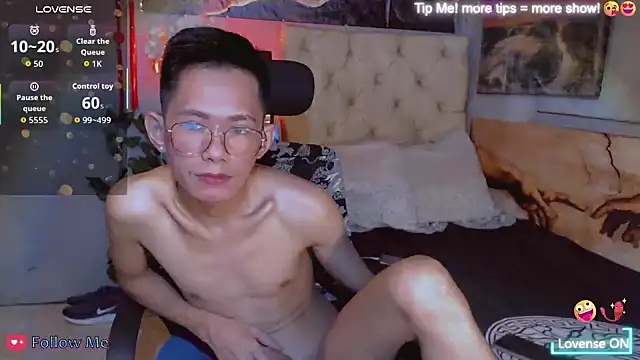 Snapshot of Skinny_CumLoader69 chatting on 10-20-25, 07:03 Skinny CumLoader69 online show from 10-20-25, 07:03