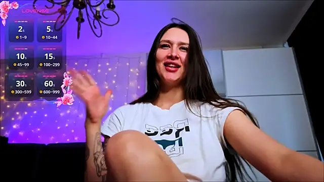 Veronica Larsson online show from 04-04-26, 10:57