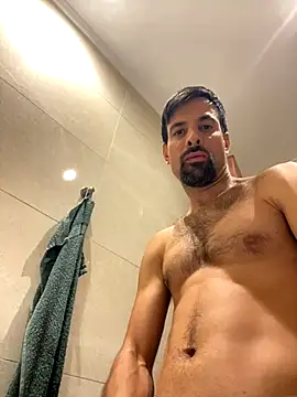 tantrii online show from 10-30-25, 02:18