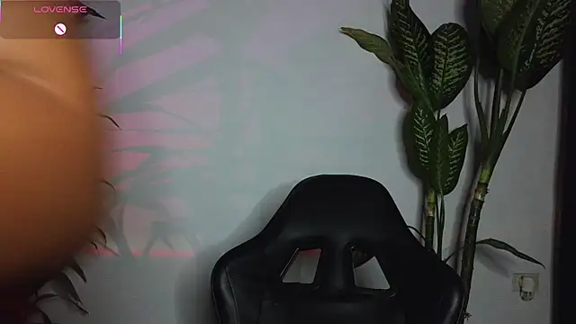 bri von dhara   online show from 03-25-26, 10:38