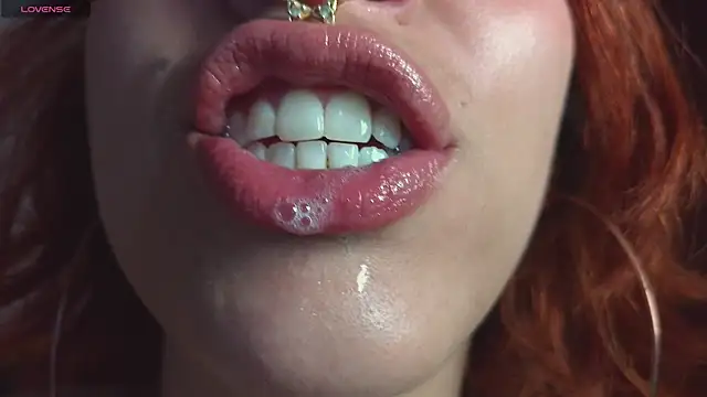 Snapshot of bri_von_dhara__ chatting on 06-18-26, 10:25 bri von dhara online show from 06-18-26, 10:25