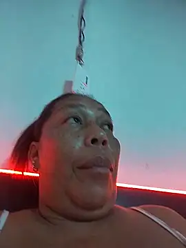 Naomi-Mature online show from 05-17-26, 09:38