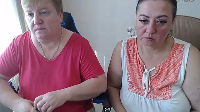 Snapshot of Bertie_Adeline chatting on 09-26-25, 07:01 Bertie Adeline online show from 09-26-25, 07:01