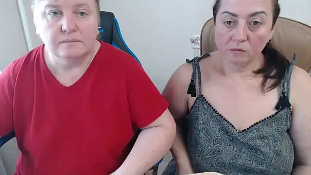 Snapshot of Bertie_Adeline chatting on 11-11-25, 11:32 Bertie Adeline online show from 11-11-25, 11:32