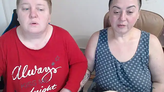 Snapshot of Bertie_Adeline chatting on 11-26-25, 03:46 Bertie Adeline online show from 11-26-25, 03:46