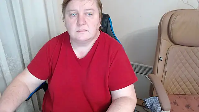 Bertie Adeline online show from 02-08-26, 05:05