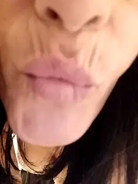 Snapshot of Gecenin_Kralicesi chatting on 09-14-25, 06:18 Gecenin Kralicesi online show from 09-14-25, 06:18