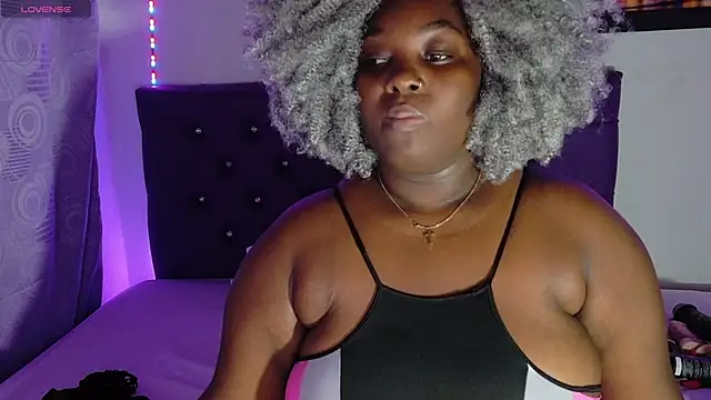 ebony NeighborMoans online show from 04-24-26, 03:09