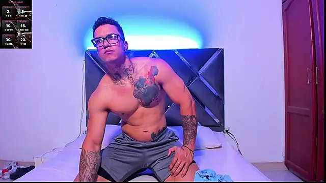 ArnoldSexy  online show from 11-04-25, 03:22