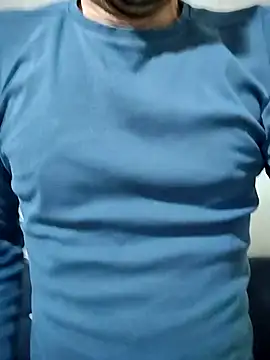 Snapshot of fearleass chatting on 11-29-25, 07:17 fearleass online show from 11-29-25, 07:17