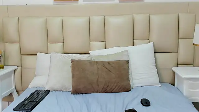 SkinnyGirl 28 online show from 01-15-26, 07:50