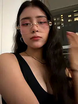 Snapshot of CatadeLuca chatting on 09-16-25, 12:22 CatadeLuca online show from 09-16-25, 12:22