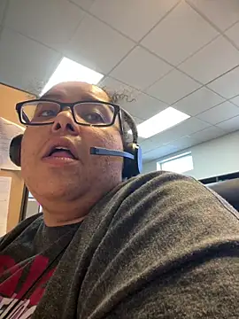 wishuhope4 online show from 04-17-26, 09:51