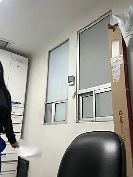 marianm29 online show from 04-03-26, 01:03