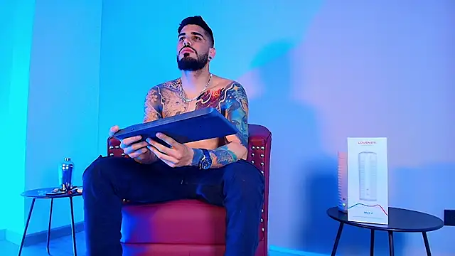 Snapshot of amodeus_bael_ chatting on 09-10-25, 03:39 amodeus bael online show from 09-10-25, 03:39