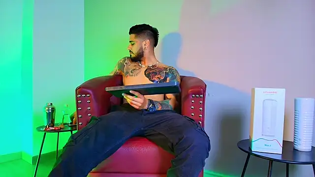 Snapshot of amodeus_bael_ chatting on 09-12-25, 02:22 amodeus bael online show from 09-12-25, 02:22