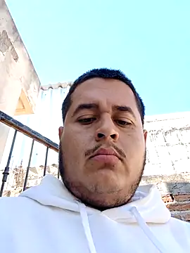 Snapshot of Jovenlechoso2044 chatting on 12-16-25, 06:02 Jovenlechoso2044 online show from 12-16-25, 06:02