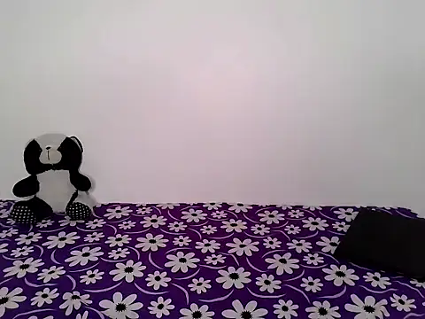 Snapshot of Naina_gf chatting on 09-11-25, 05:35 Naina gf online show from 09-11-25, 05:35