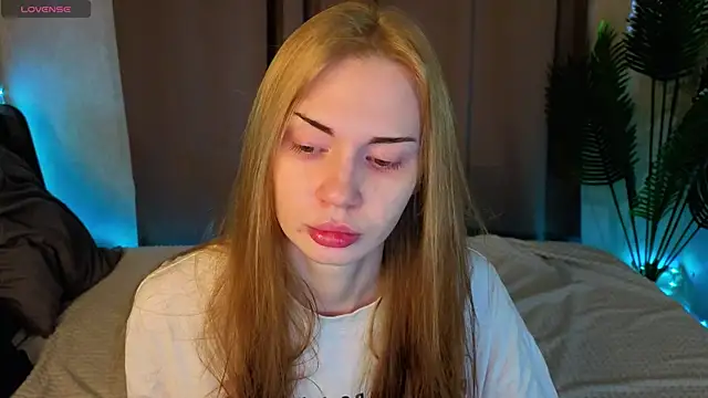 Jennie Hunter online show from 04-12-26, 09:25