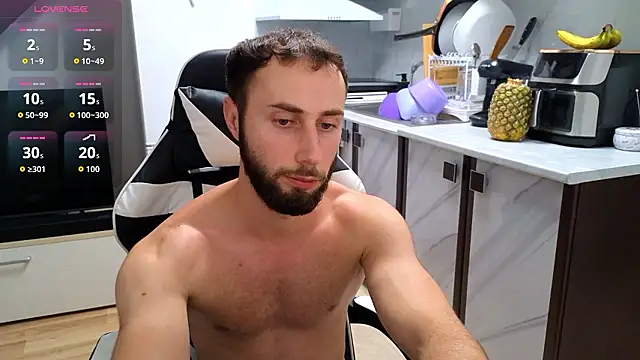 Snapshot of RyanStorm_ chatting on 07-10-26, 07:16 RyanStorm online show from 07-10-26, 07:16