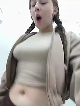 FroggyAnna online show from 03-04-26, 04:24