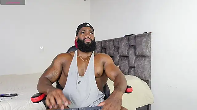 Snapshot of james_musclebbc chatting on 06-24-26, 07:13 james musclebbc online show from 06-24-26, 07:13