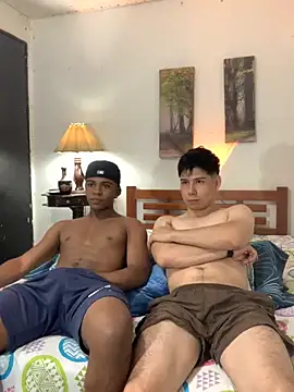 Snapshot of DEMOND_333 chatting on 10-22-25, 05:19 DEMOND 333 online show from 10-22-25, 05:19