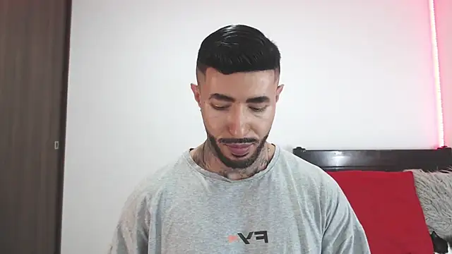 andrea de lucaa online show from 03-18-26, 03:31