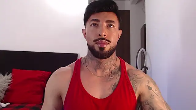 Snapshot of andrea_de_lucaa chatting on 06-23-26, 03:48 andrea de lucaa online show from 06-23-26, 03:48