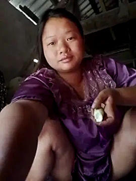 Snapshot of girl-babi chatting on 06-24-26, 09:52 girl-babi online show from 06-24-26, 09:52
