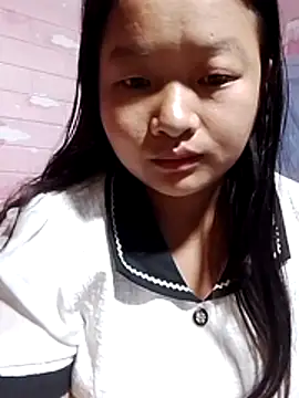 Snapshot of girl-babi chatting on 07-19-26, 02:37 girl-babi online show from 07-19-26, 02:37