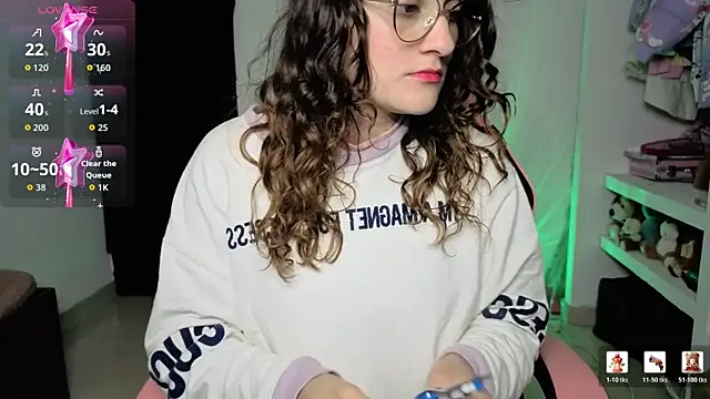 lindasyt online show from 04-22-26, 03:31