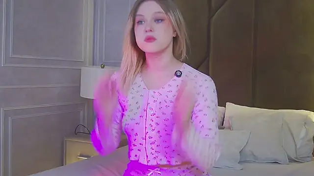 CaitlinSugar online show from 03-07-26, 04:53