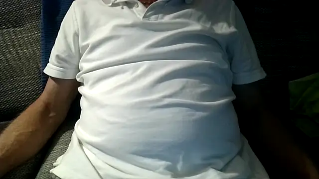 velikifant7 online show from 12-17-25, 05:19