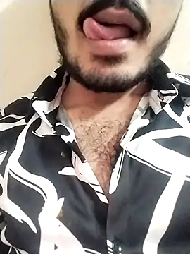 Snapshot of Hotyy_subhu chatting on 09-29-25, 02:44 Hotyy subhu online show from 09-29-25, 02:44